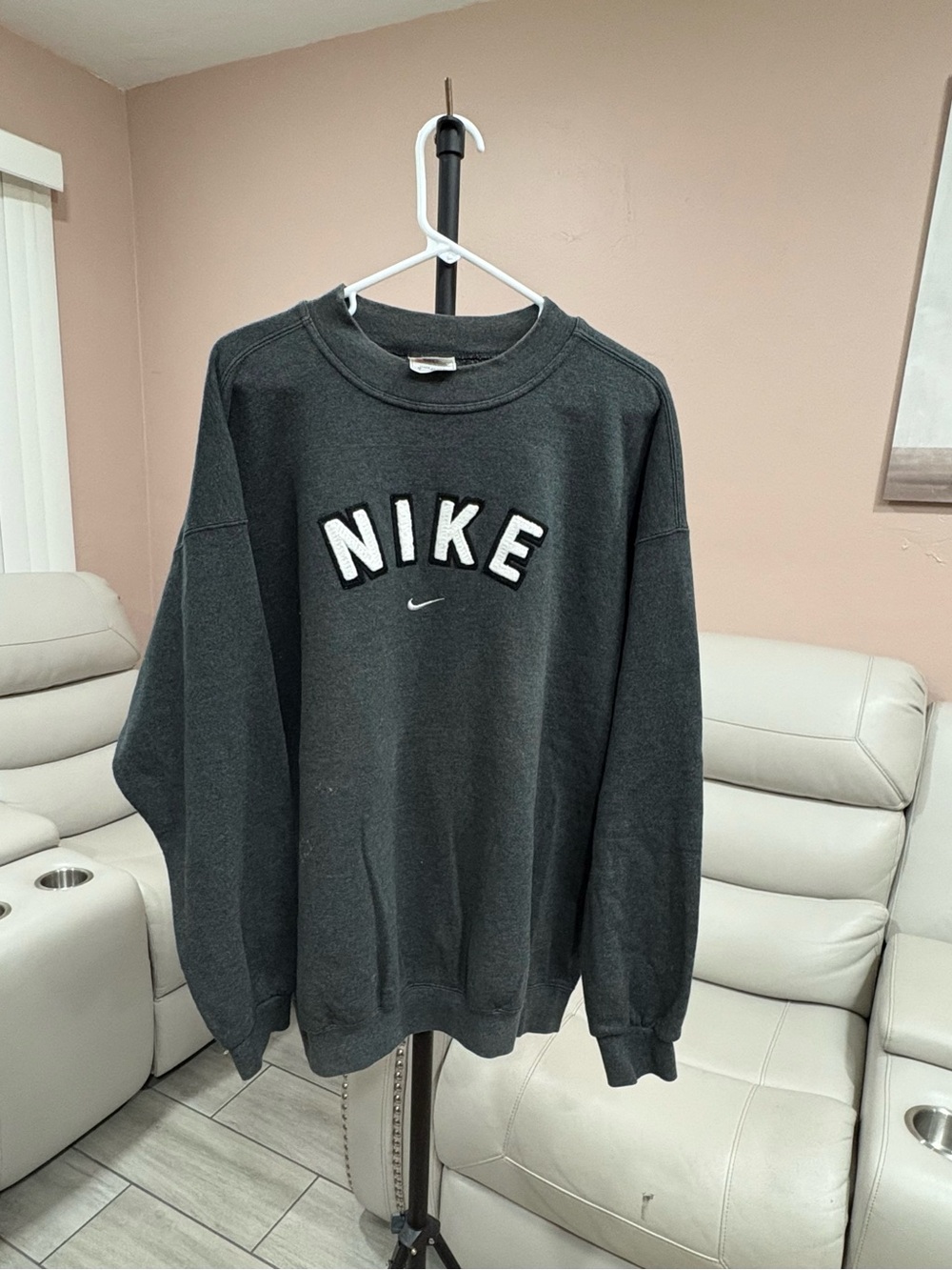 Vintage Nike Sweatshirt Big Logo Spell Out Gray Crewneck Mens Swoosh
BOX #8
